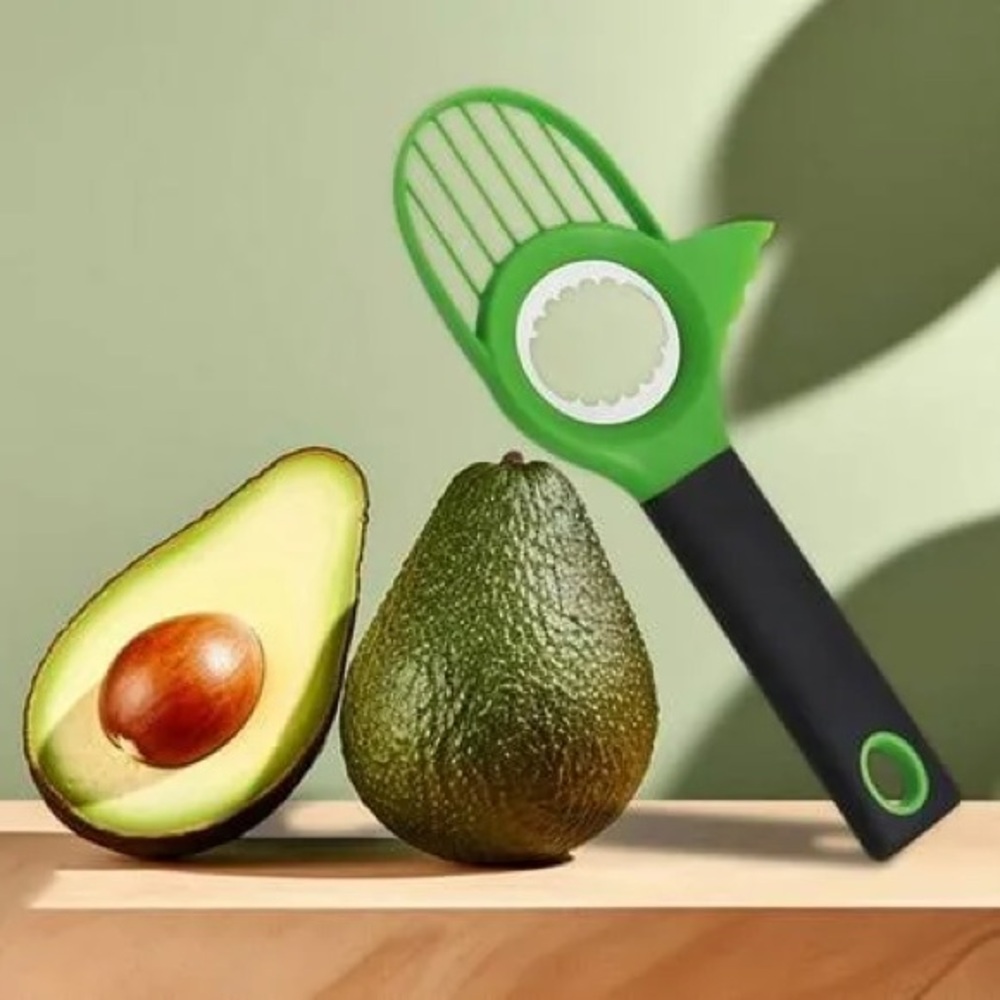 NWT 3 in 1 Avocado Slicer Tool with Grip Handle,